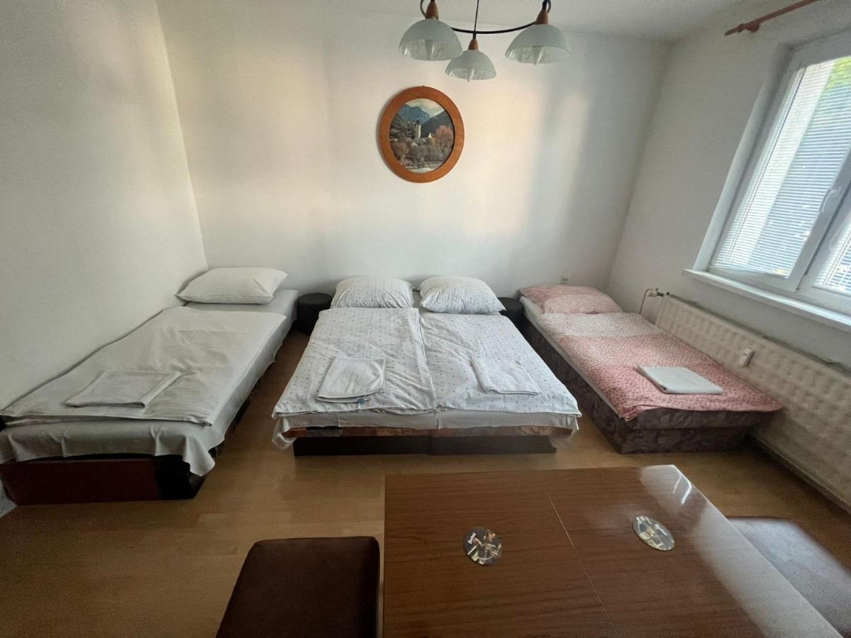 Apartman Solid, Bratislavaアパートメント エクステリア 写真